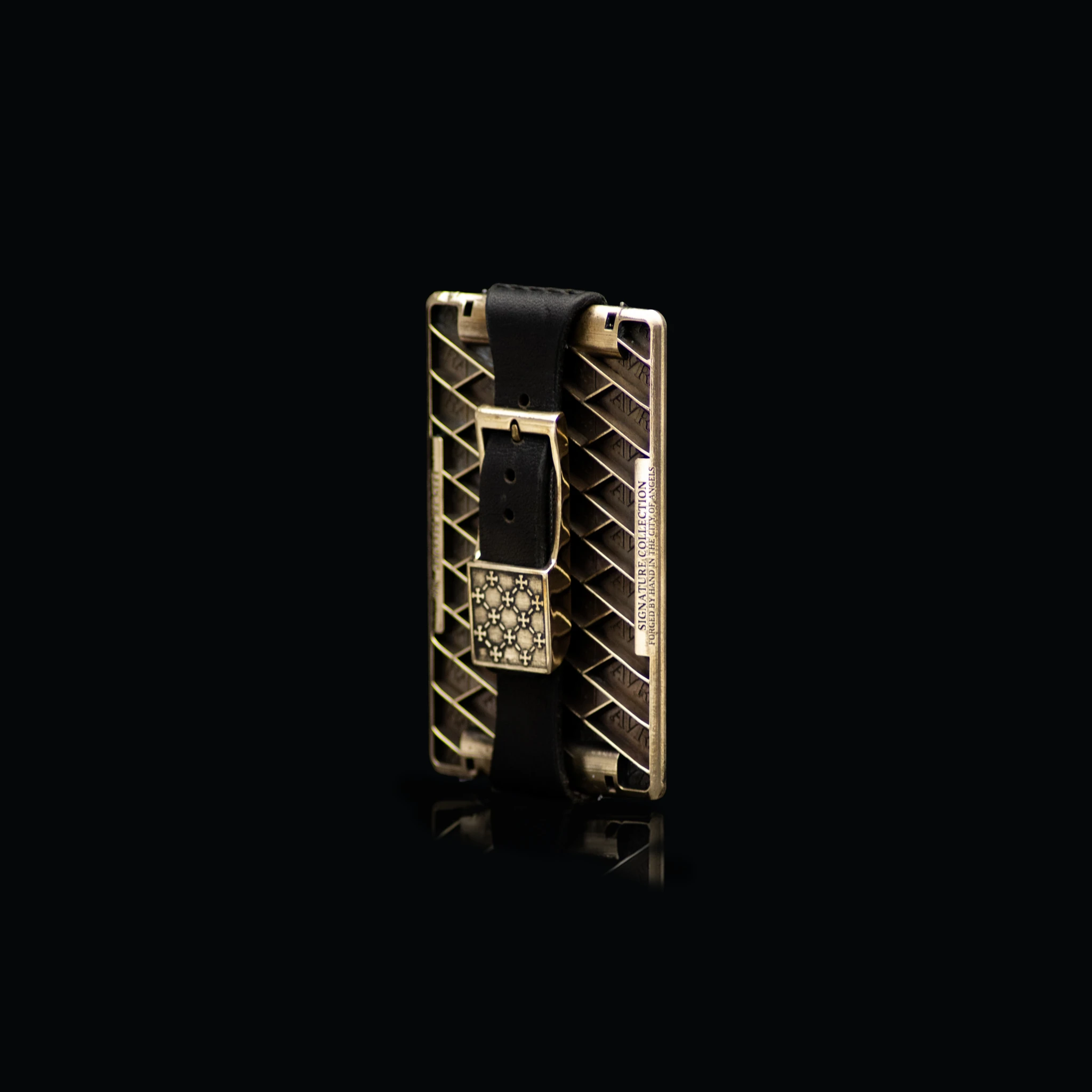 Brut — view 2